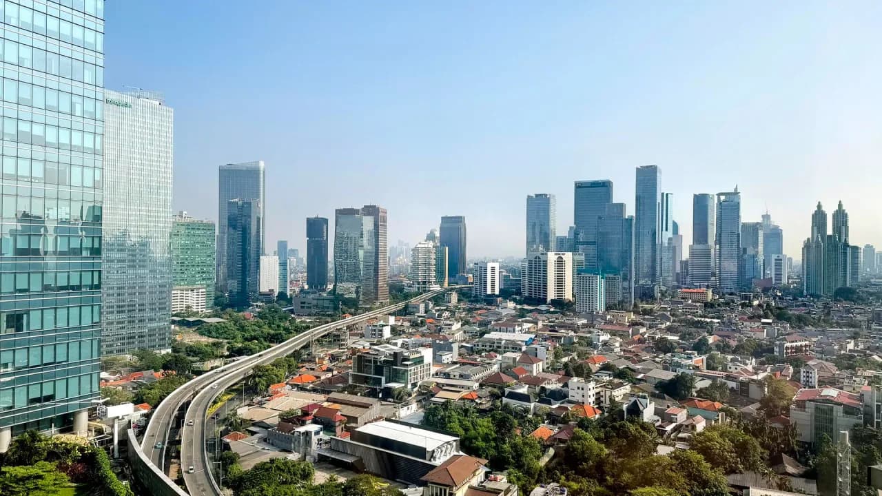 Atmospheric image for sworn Indonesian translations